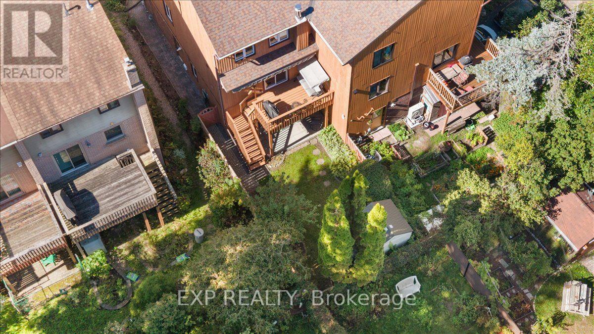 7 MAPLEHURST AVENUE - Image 36