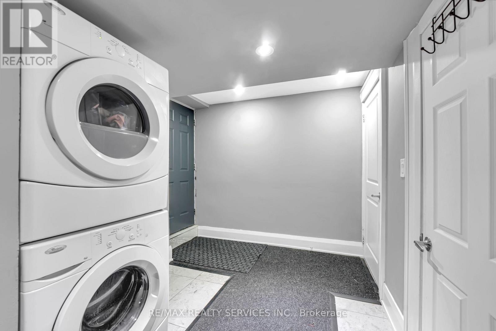 22 Giant Cedars Court, King, ON photo 37