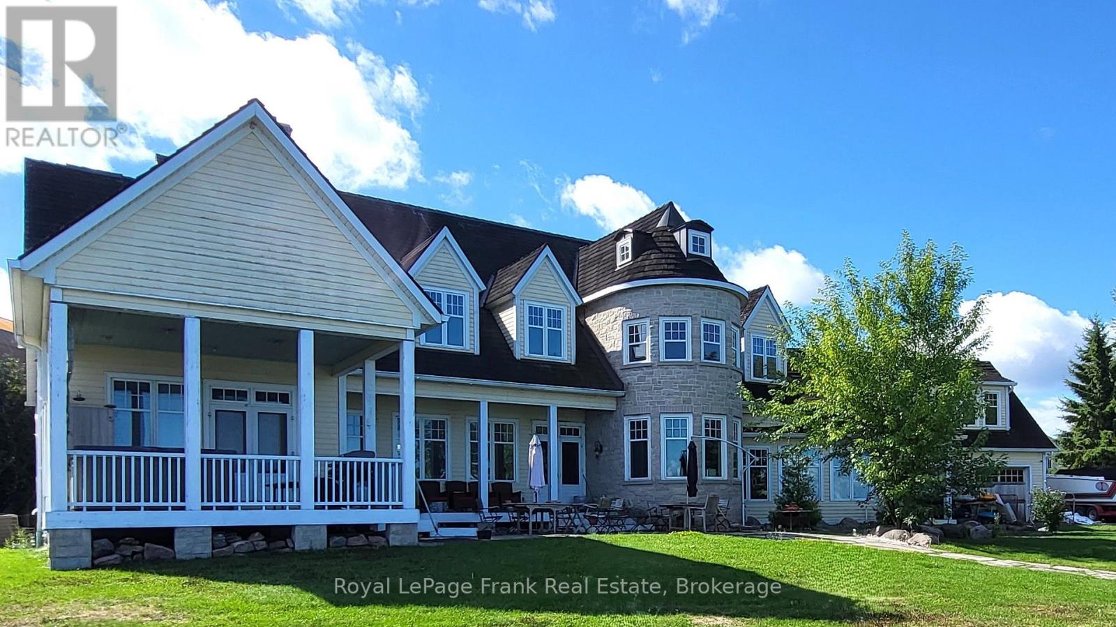 Property for sale at 136 LAKE DRIVE E