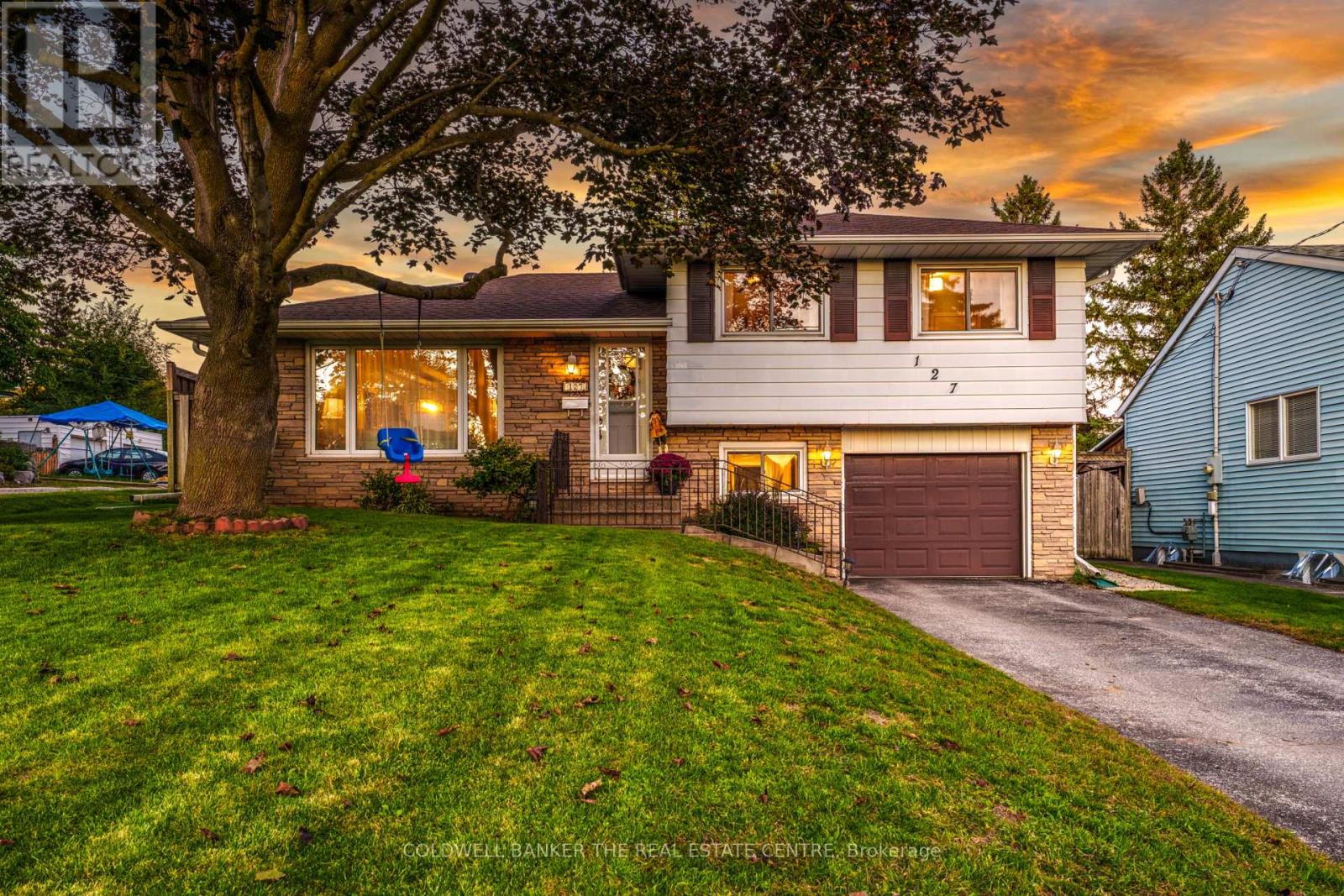 Property for sale at 127 ROXBOROUGH ROAD