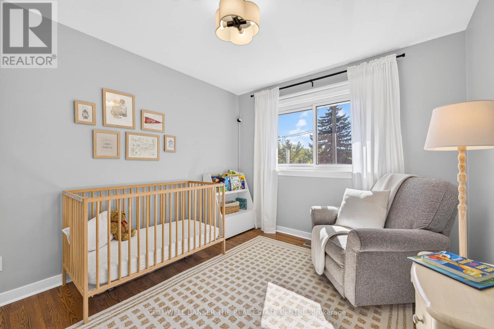 127 ROXBOROUGH ROAD - 14