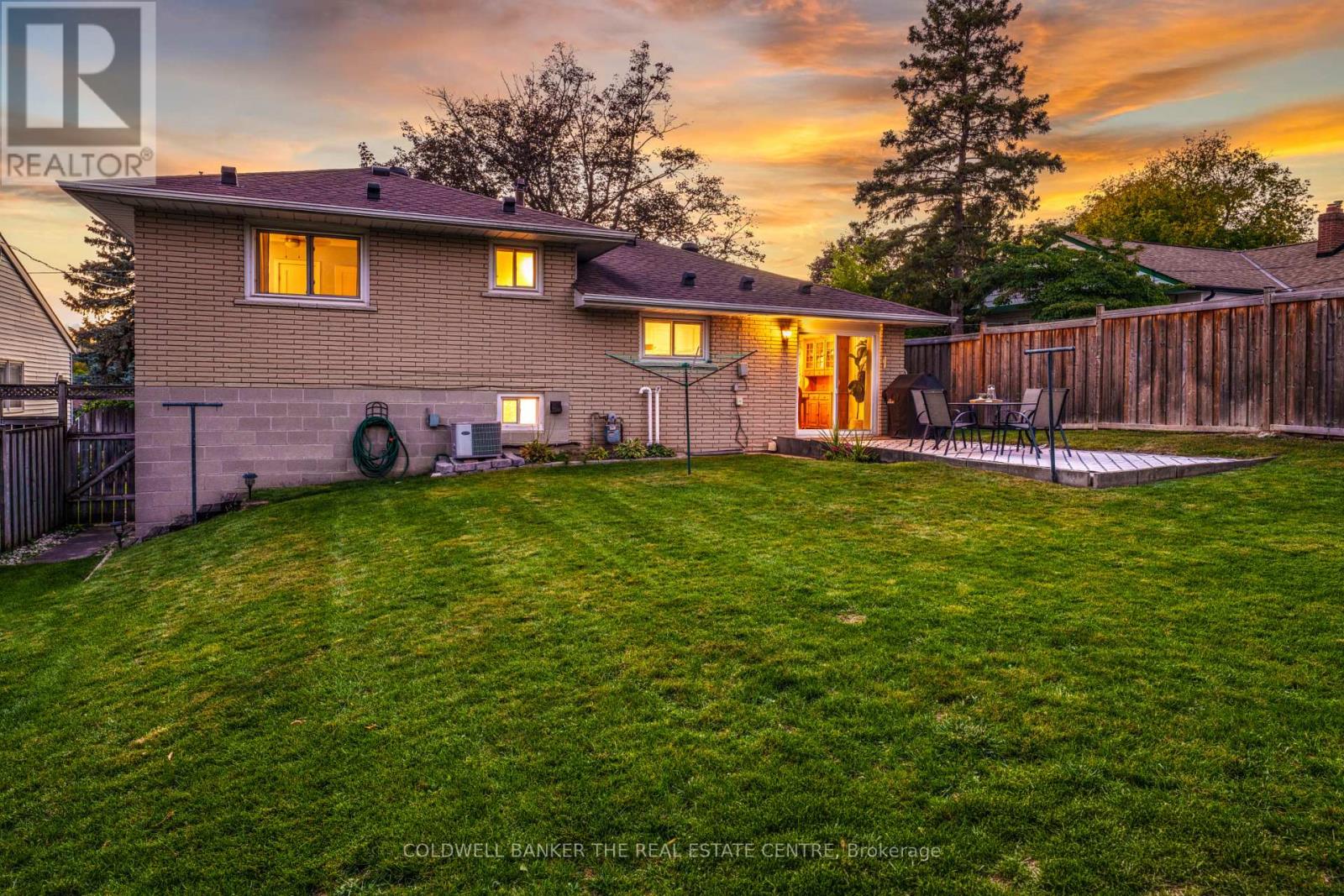 127 ROXBOROUGH ROAD - 24