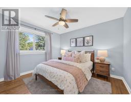 127 Roxborough Road, Newmarket, ON L3Y3L1 Photo 12