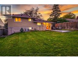127 Roxborough Road, Newmarket, ON L3Y3L1 Photo 24
