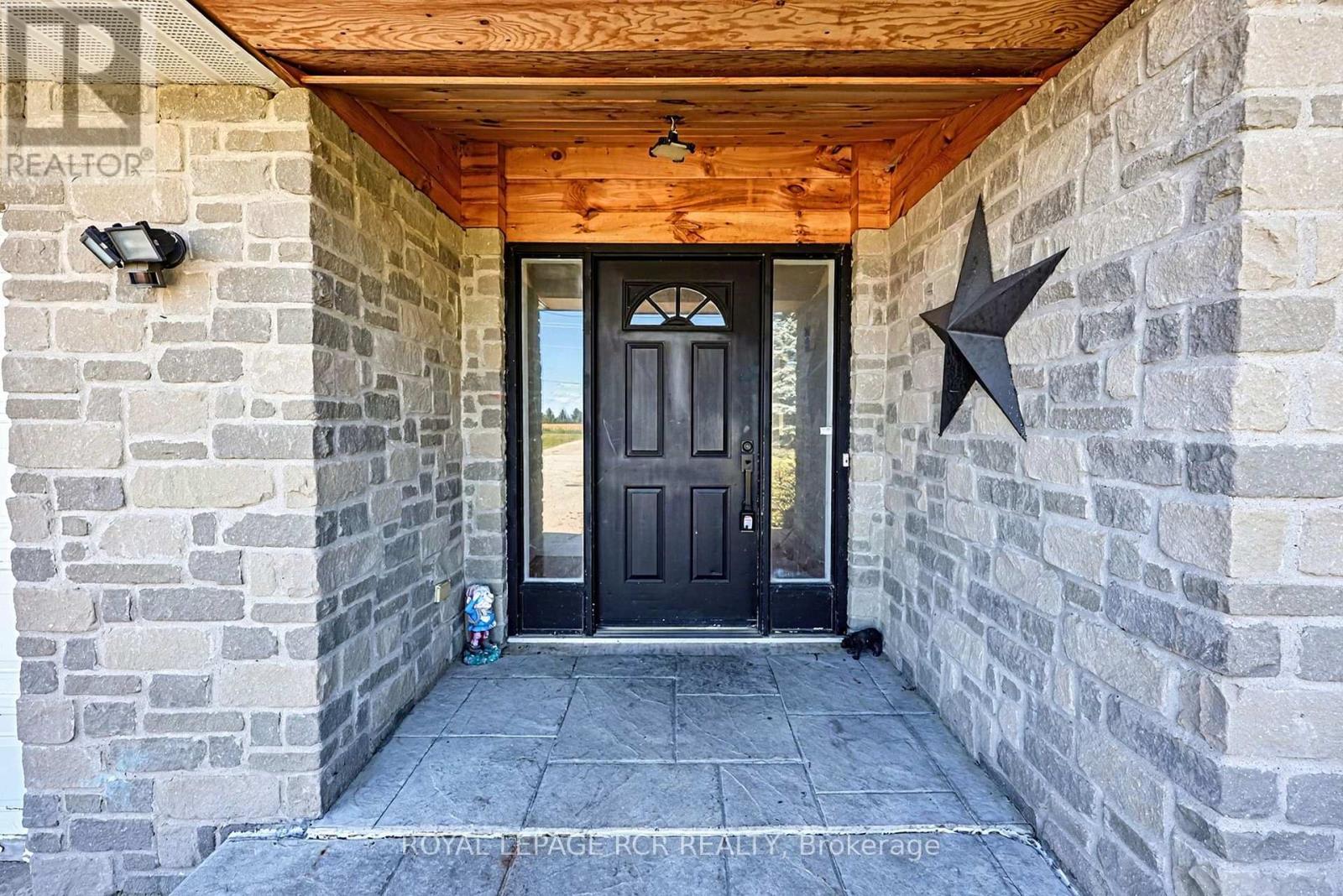 7067 5th Sideroad, Essa photo 4