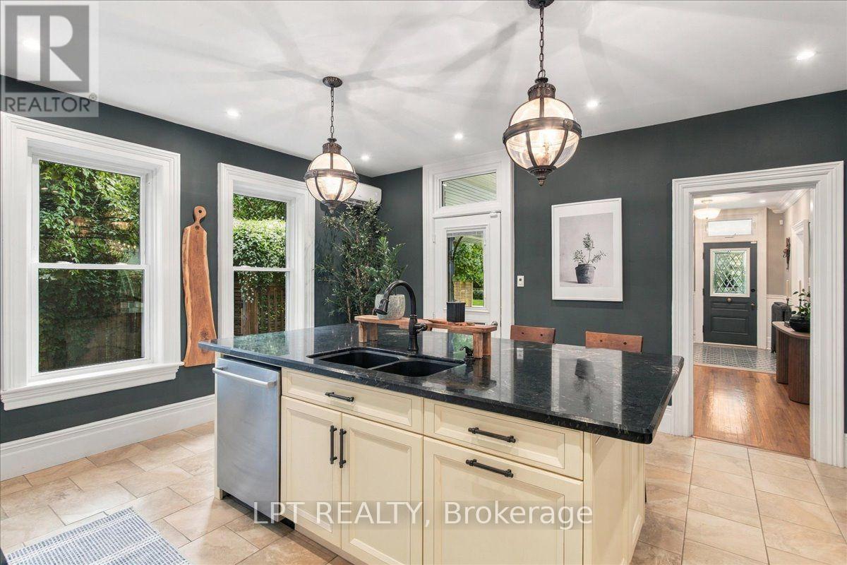 529 SAINT MARIE STREET - 17
