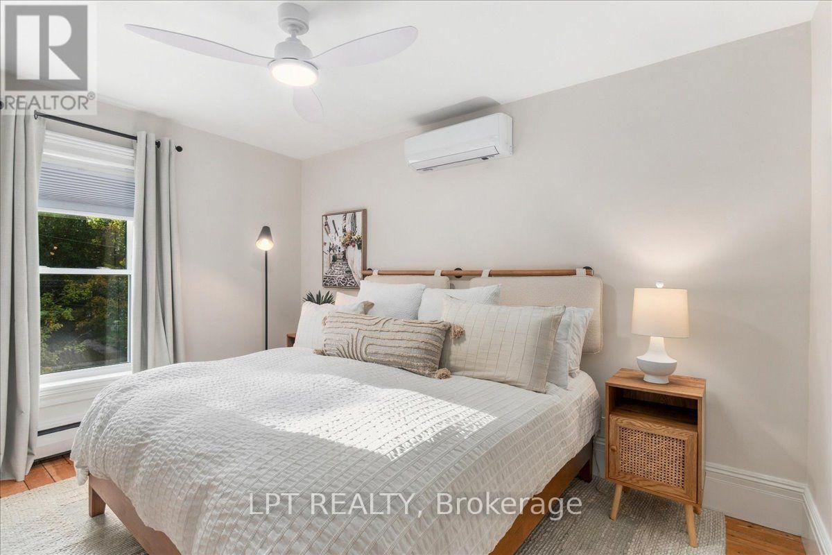529 SAINT MARIE STREET - 35