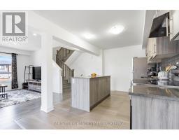 38 Silo Mews, Barrie, ON L9J0V3 Photo 12