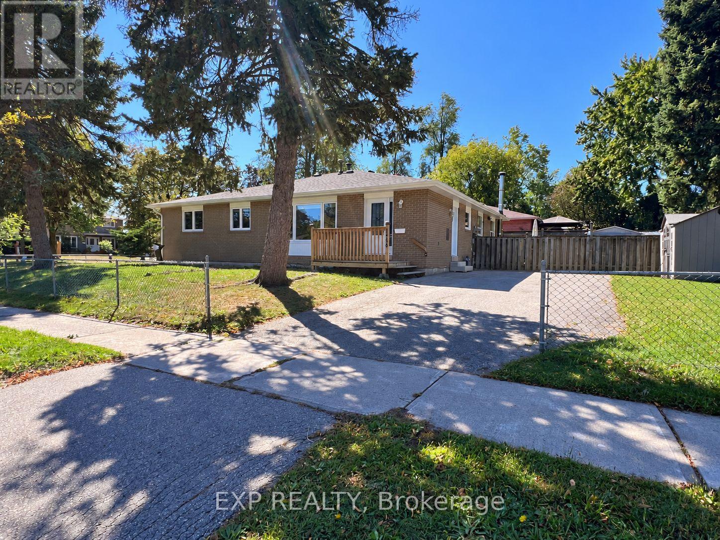 Photo of 1488 Swanage Crescent