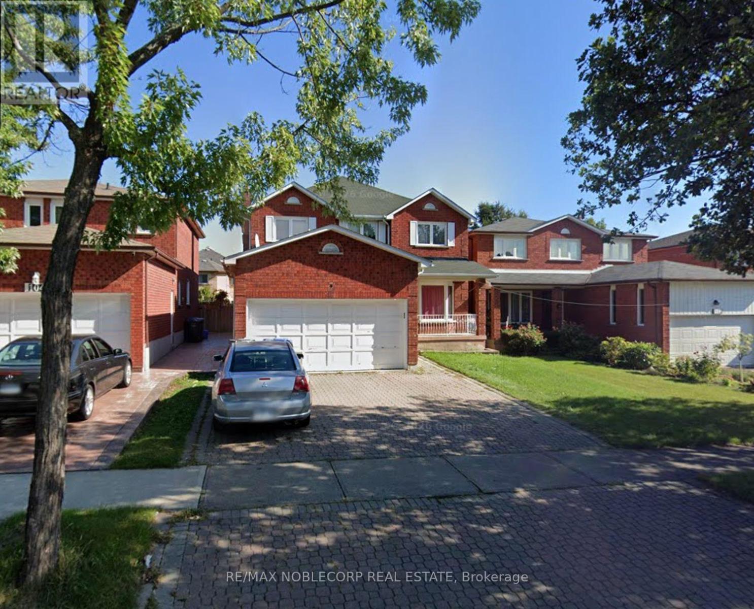 108 SPRINGBROOKE CRESCENT