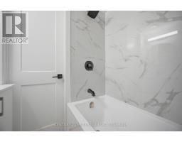1781 Keele Street, Toronto, ON M6M3X2 Photo 39