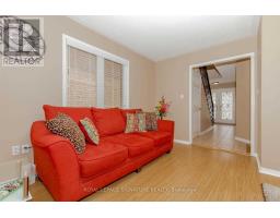 Living room - 3833 Partition Road, Mississauga, ON L5N8N2 Photo 6