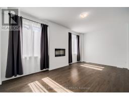 Bedroom 3 - 164 Tango Crescent, Newmarket, ON L3X0K5 Photo 11