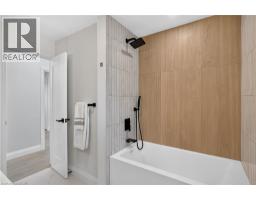 3028 Eva Drive, Burlington, ON L7N2K4 Photo 31