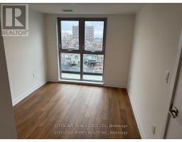 702 - 2433 Dufferin Street, Toronto, ON M6E3T3 Photo 10