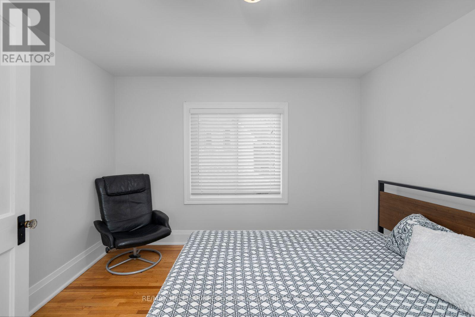 1144 4TH AVENUE W - Image 10