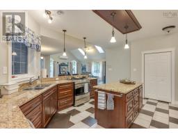 5pc Ensuite bath - 1460 Bridge Street, Kingston, NS B0P1R0 Photo 12