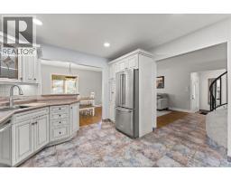 4pc Bathroom - 234 Applewood Road, Kingsville, ON N9Y3P3 Photo 10