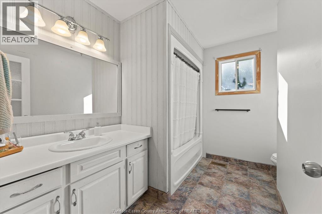 234 APPLEWOOD ROAD - 27