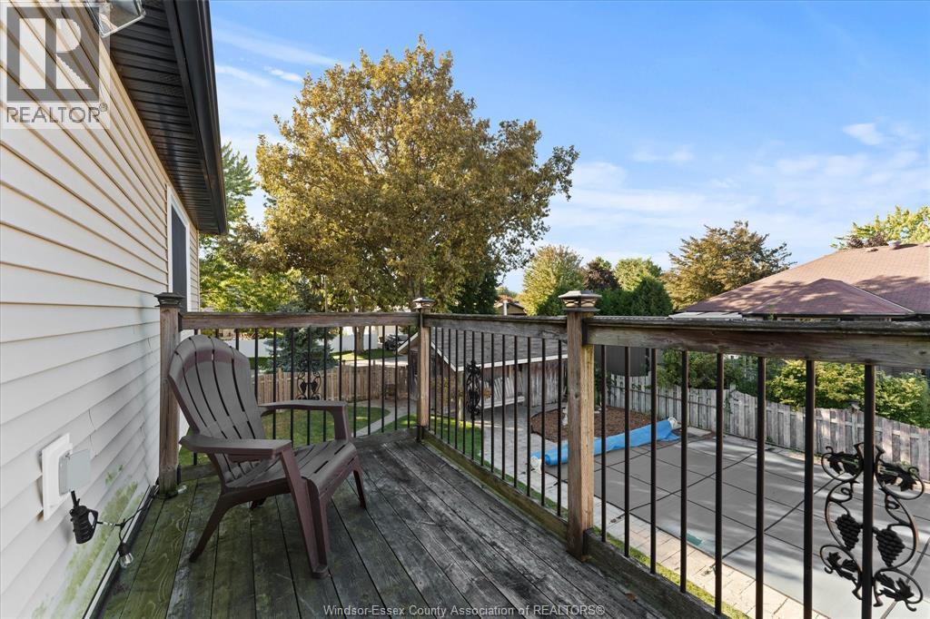234 APPLEWOOD ROAD - 24