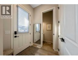 Bedroom - 655 Marine Drive Se, Calgary, AB T3M2Z6 Photo 13