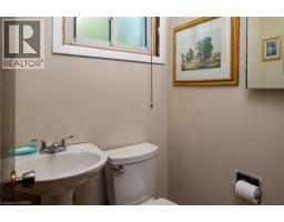 2pc Bathroom - 52 Brier Park Road, Brantford, ON N3R3P7 Photo 12