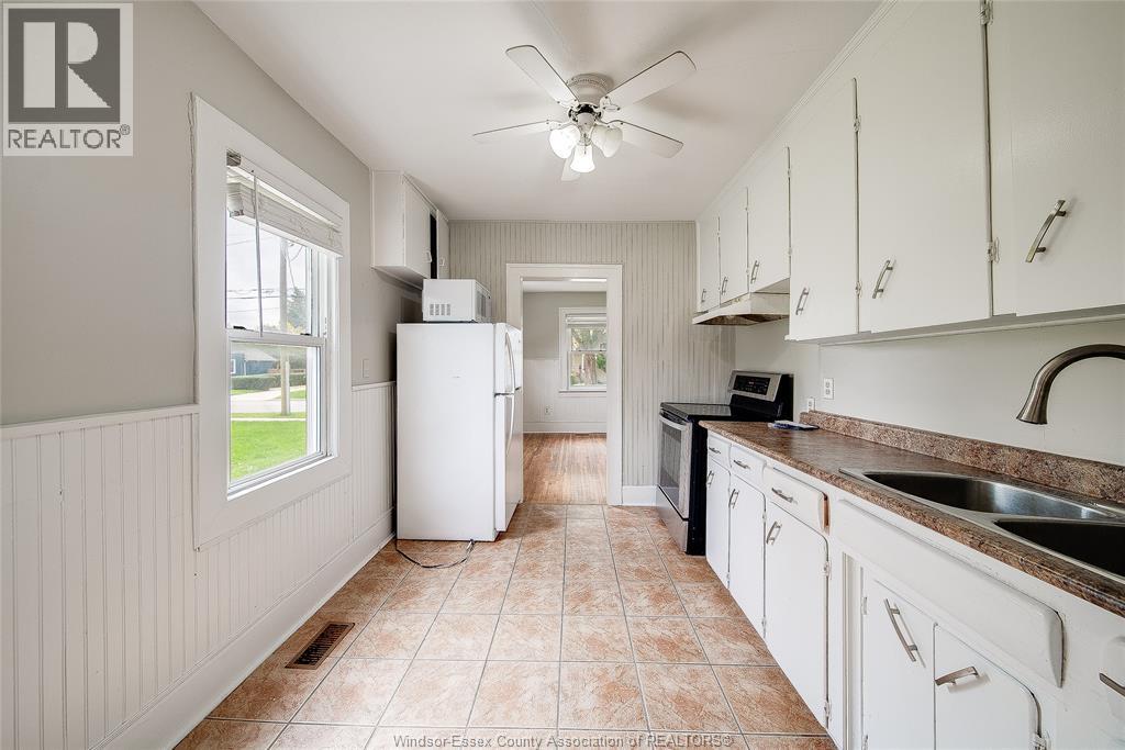 2454 JOS ST. LOUIS AVENUE, Windsor — photo 12