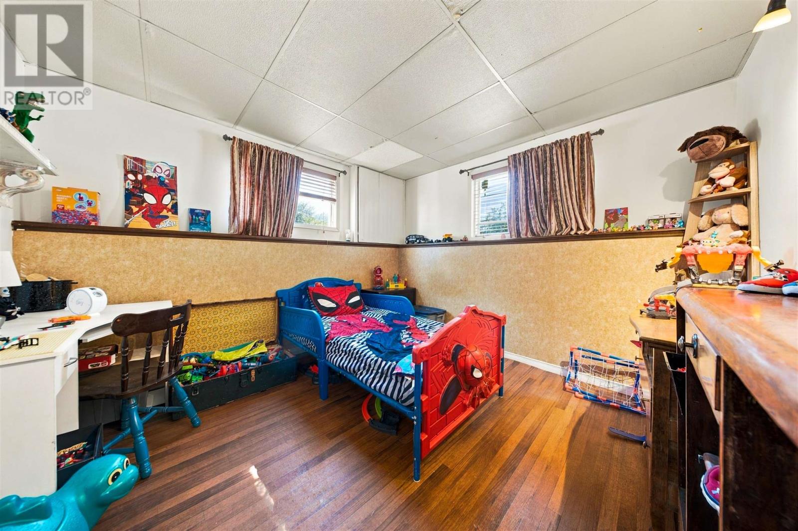 34 Sutton PL - Image 12