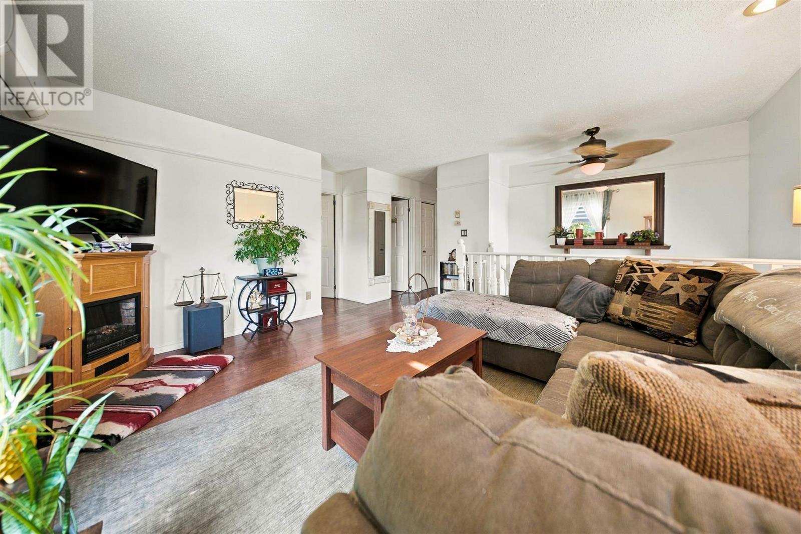 34 Sutton PL - Image 17
