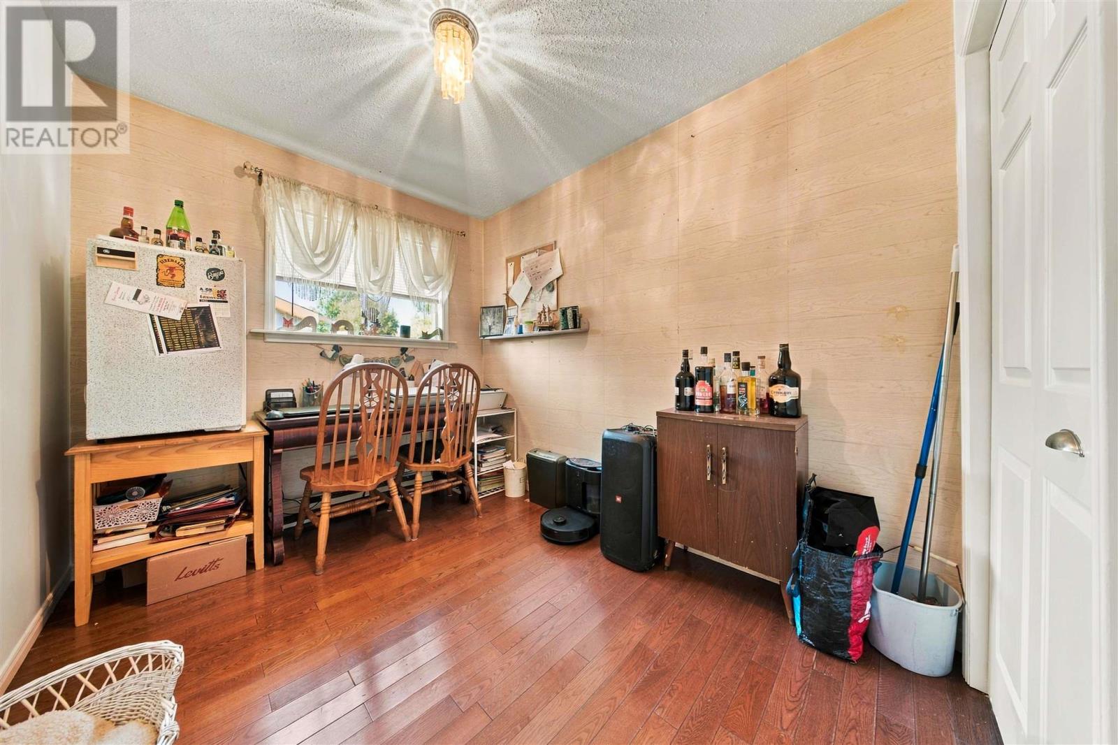 34 Sutton PL - Image 19