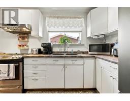 Kitchen - 34 Sutton Pl, Sault Ste  Marie, ON P6A6B4 Photo 7