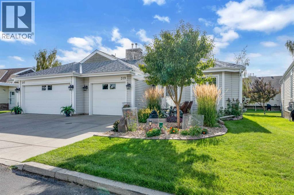 319 De Foras Close NW - photo 2