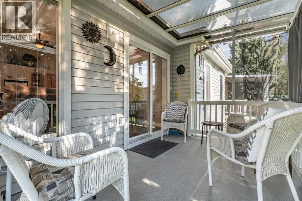 319 De Foras Close NW - photo 40