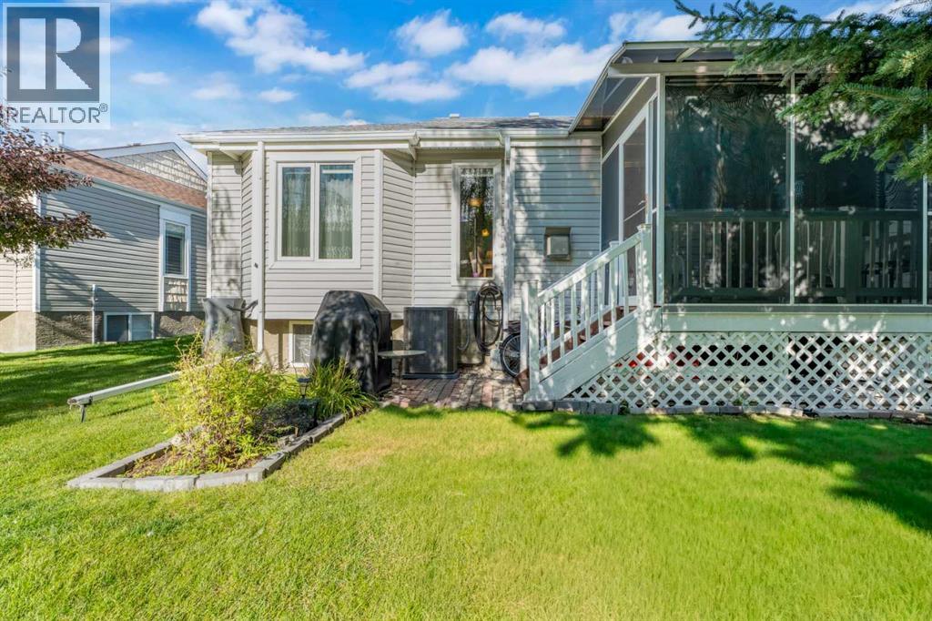 319 De Foras Close NW - photo 43