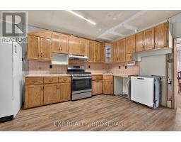 1654 County 10 Road, Prince Edward County, ON K0K1P0 Photo 12