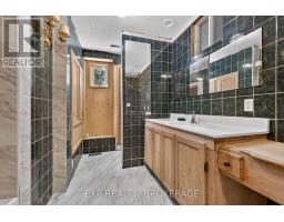 1654 County 10 Road, Prince Edward County, ON K0K1P0 Photo 24