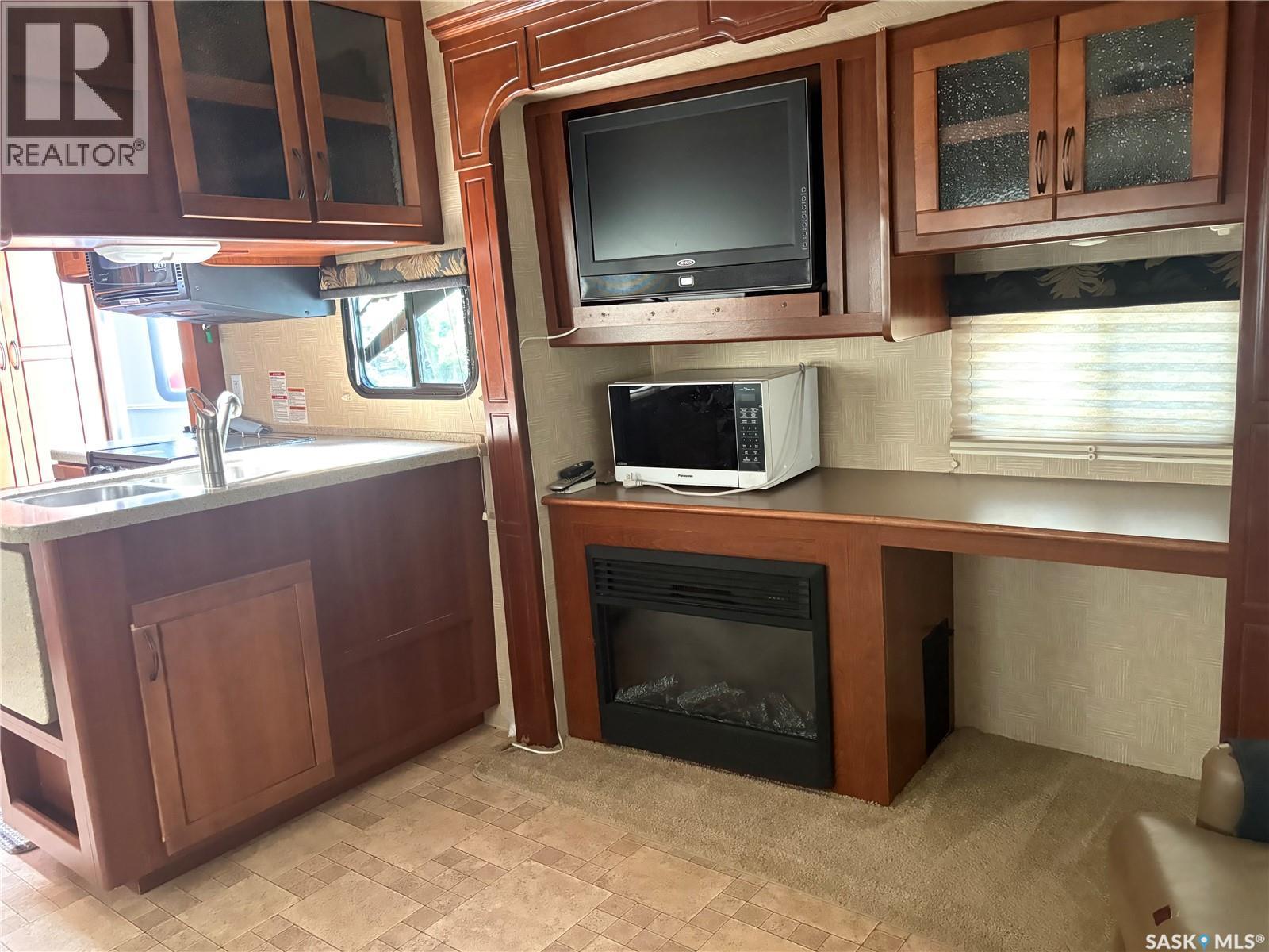 Poplar Beach RV Resort, Wakaw Lake — photo 13