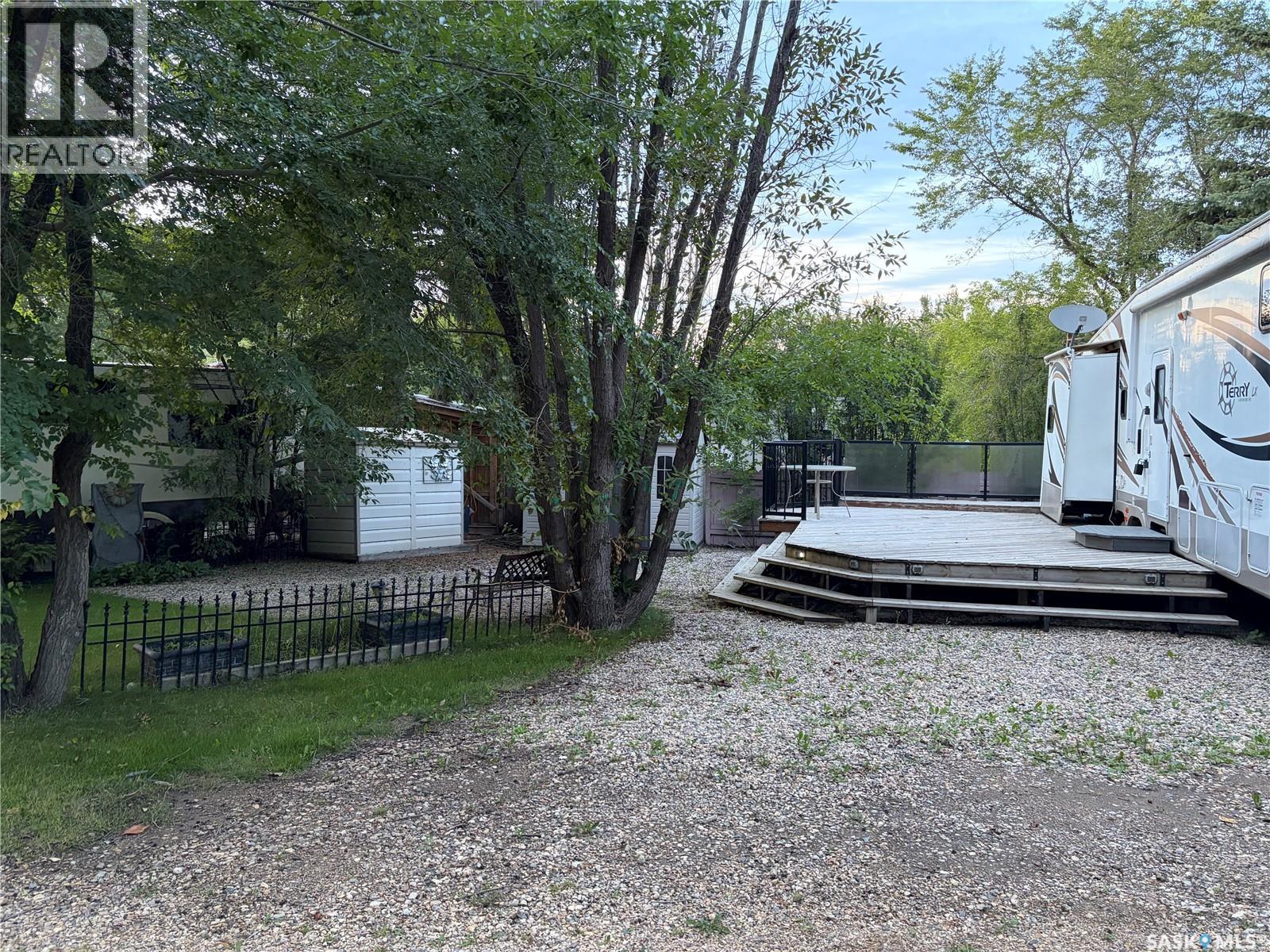 Poplar Beach RV Resort, Wakaw Lake — photo 3