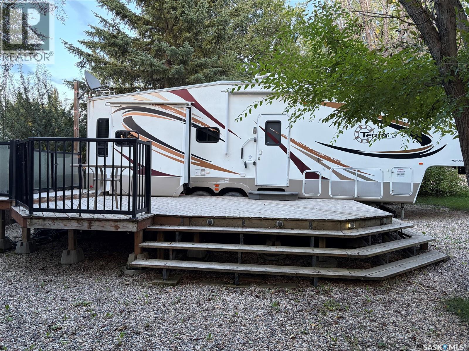 Poplar Beach RV Resort, Wakaw Lake — photo 7