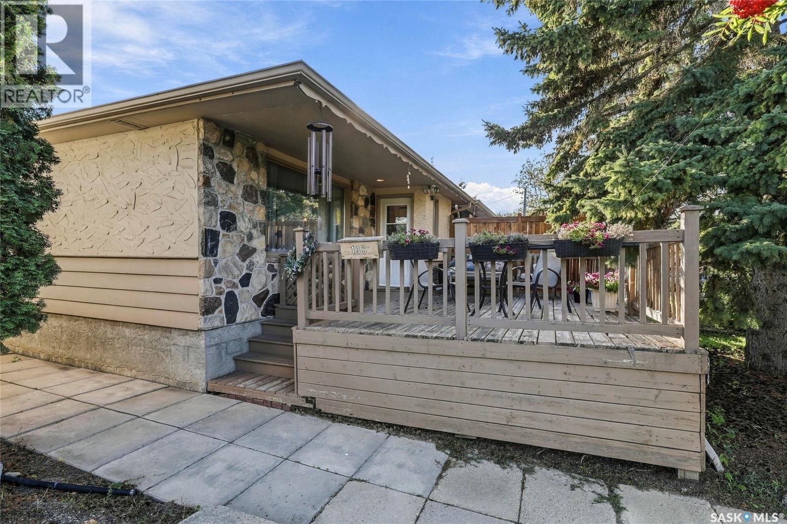 135 Broadway AVENUE - 1