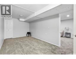 135 Broadway Avenue, Regina, SK S4N1B2 Photo 23