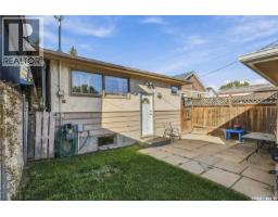 135 Broadway Avenue, Regina, SK S4N1B2 Photo 28
