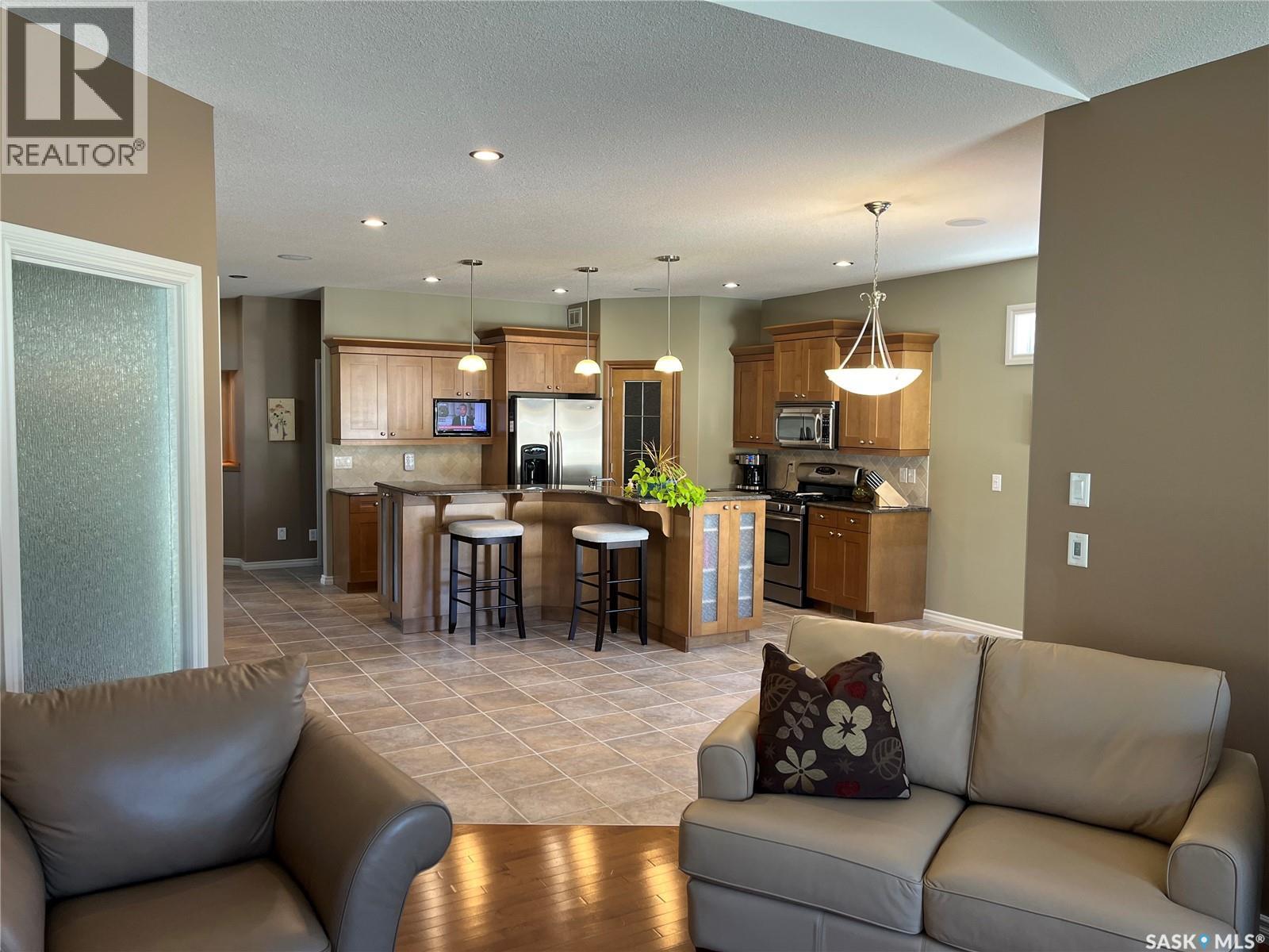 1914 LAURIER CRESCENT E, Regina — photo 17