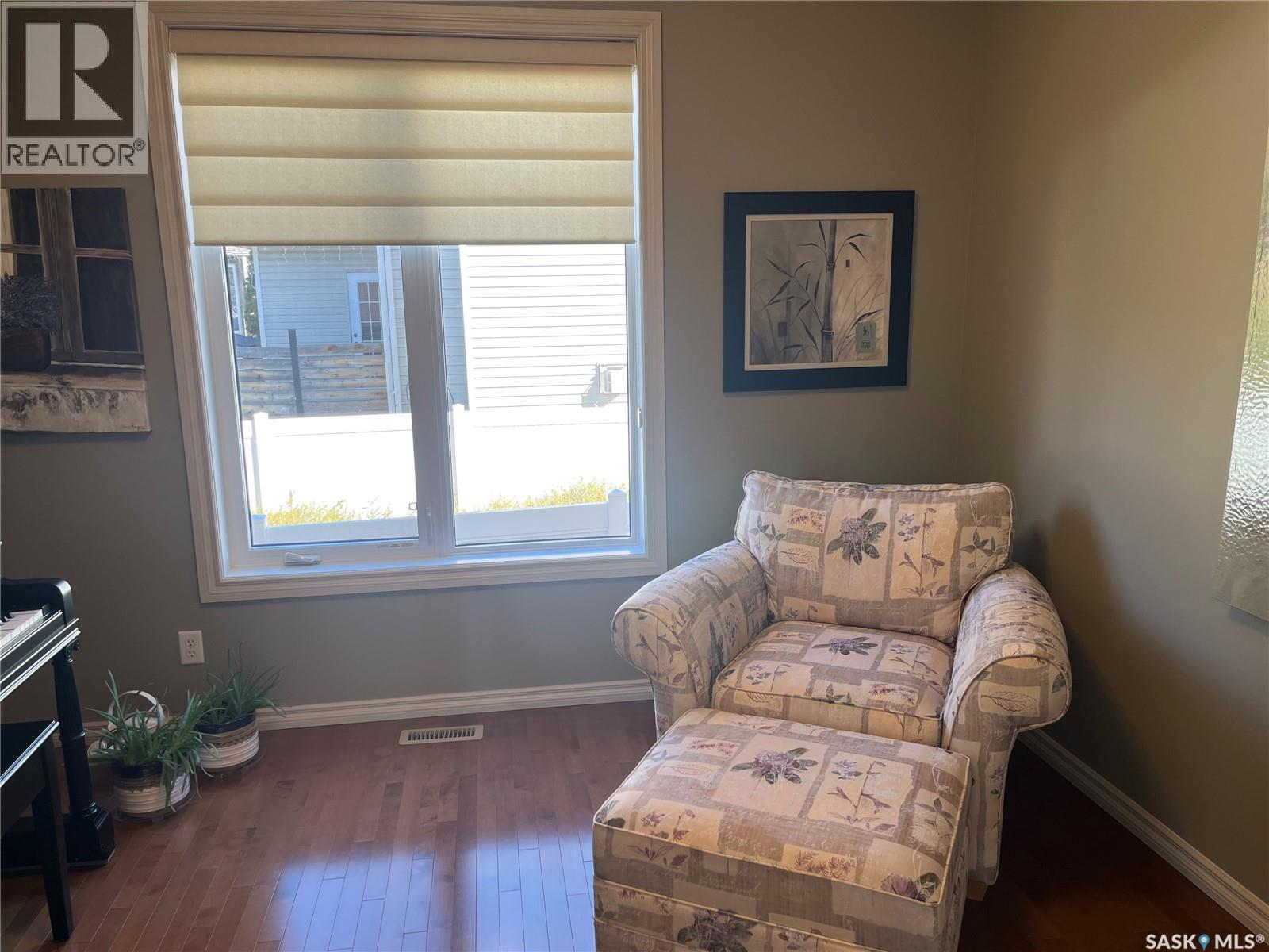 1914 LAURIER CRESCENT E, Regina — photo 20