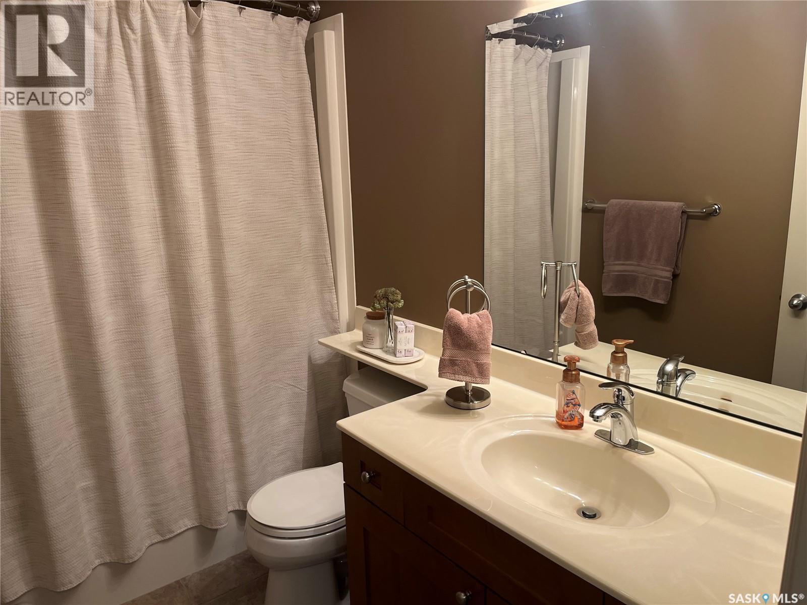 1914 LAURIER CRESCENT E, Regina — photo 28