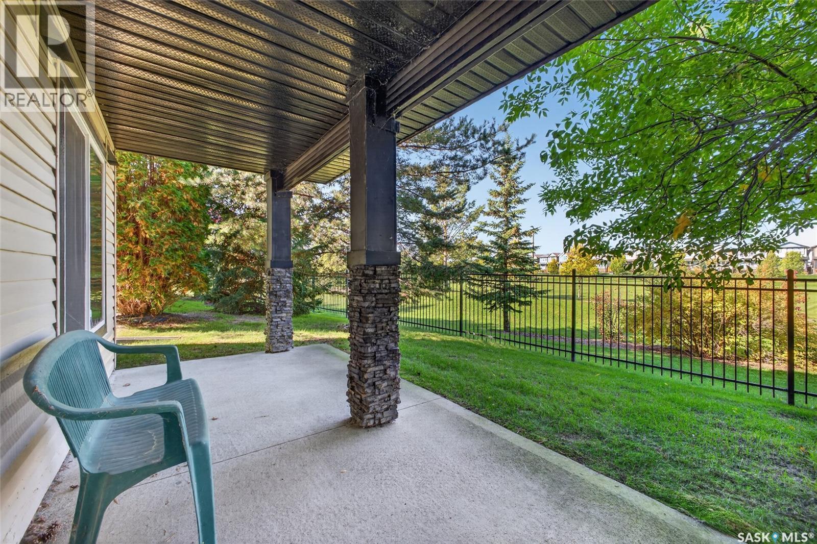 #16 215 Hampton GREEN - Image 40