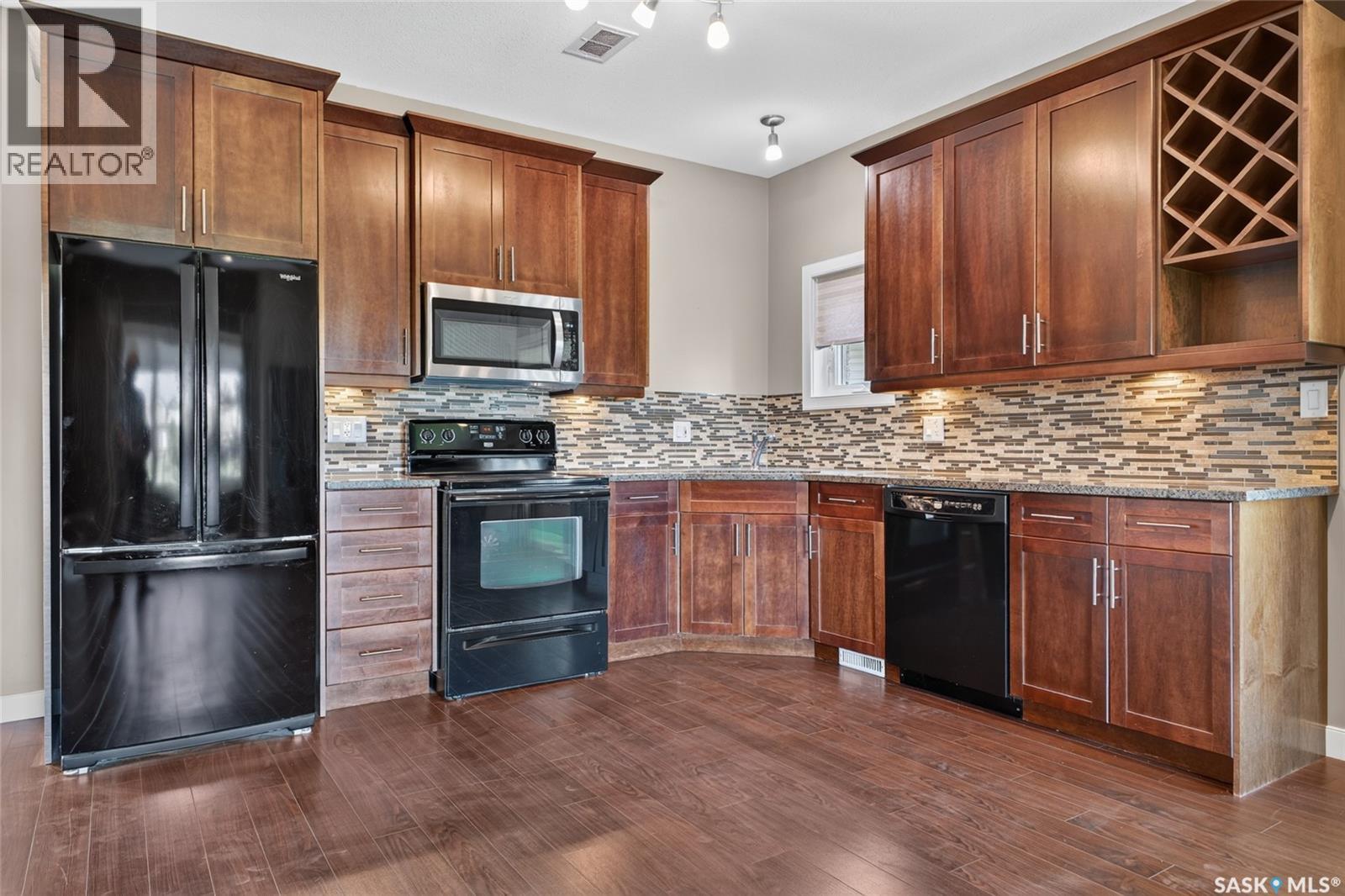 16 215 Hampton GREEN, Saskatoon — photo 9