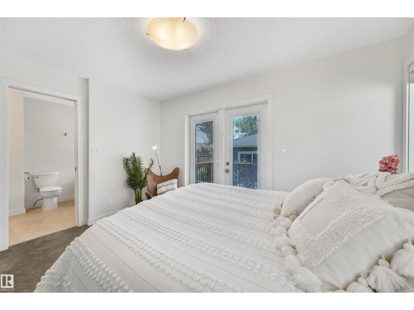8212 148 ST NW - 26