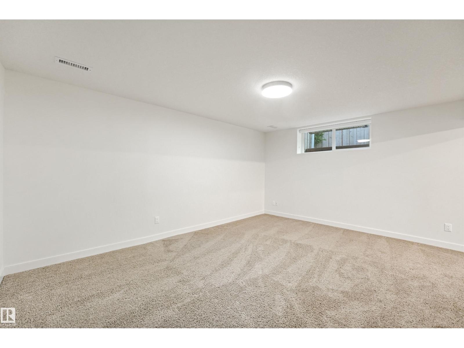 8212 148 ST NW - 33