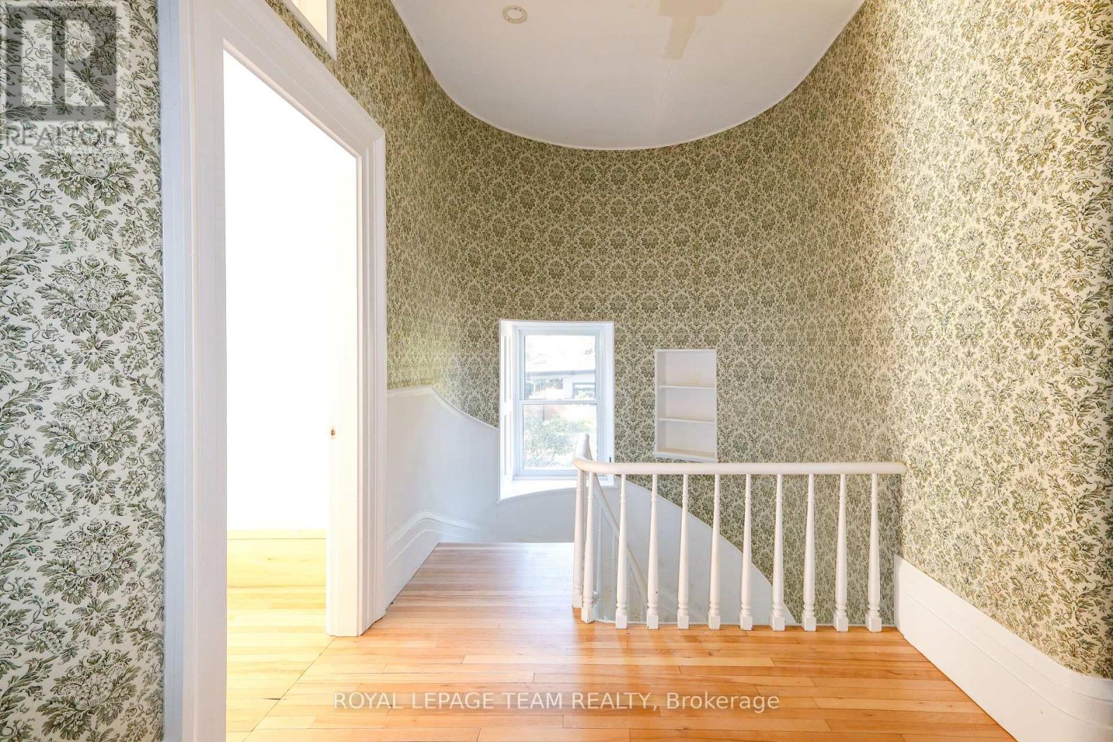 201 CLOTHIER WEST STREET - 23